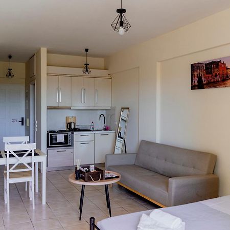 Apartamento Cozy Nights Messíni Exterior foto